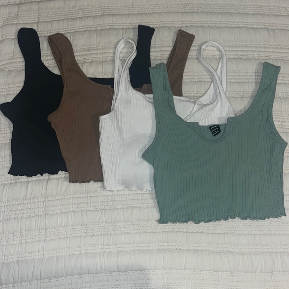 cropped tanks, set of 4